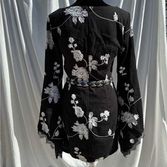 Y2k Boho embroidered flared sleeve Black Floral Dress - Picture 3 of 5